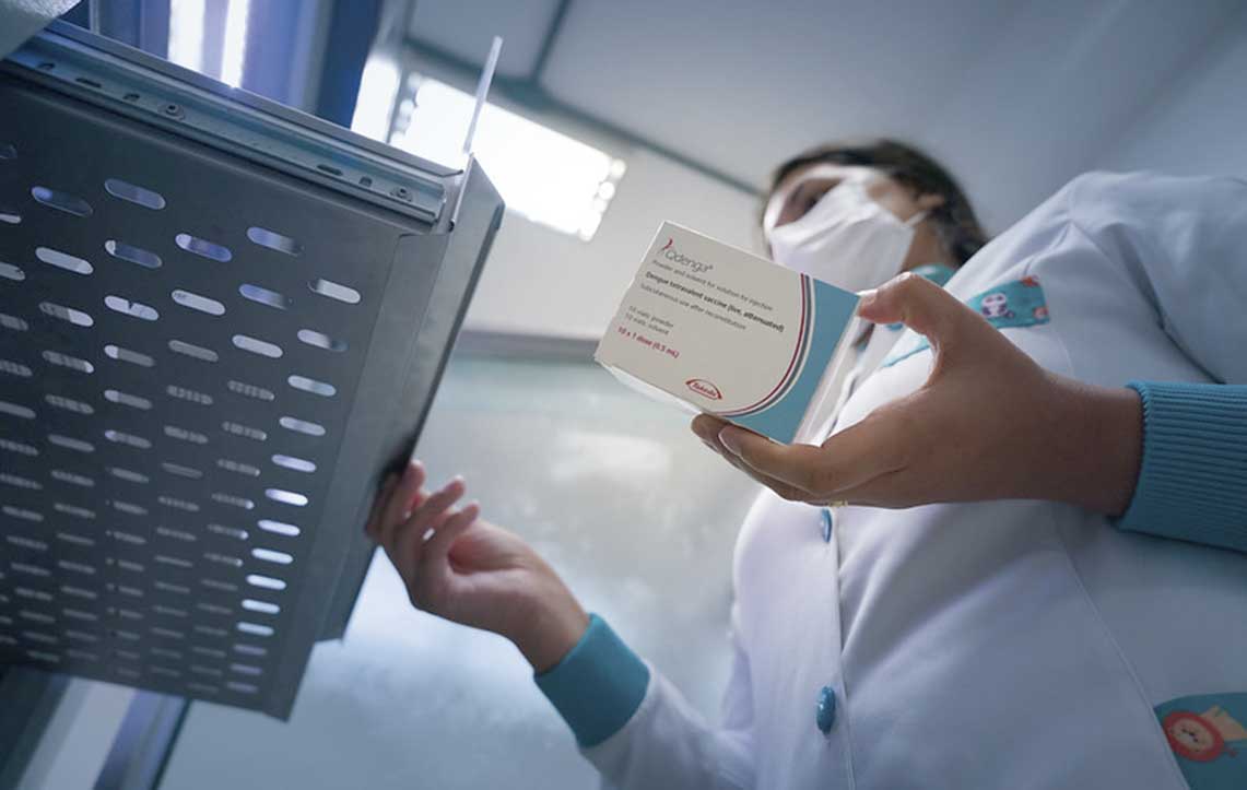 Doses também estão escassas na rede particular; clínicas fazem lista de espera